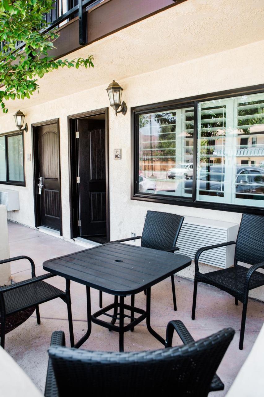 Casa Ojai Inn Eksteriør bilde